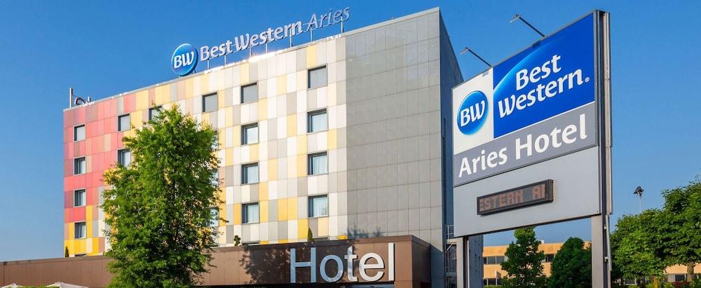 Hotel The Aries 4*